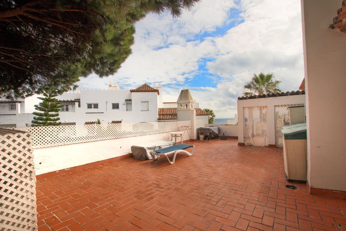 Penthouse in Calahonda — photo 5 of 10