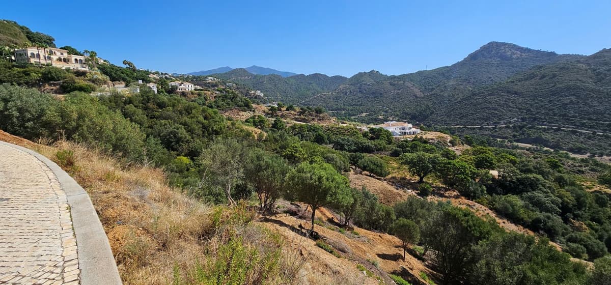 Residential Plot in Benahavís — photo 5 of 10