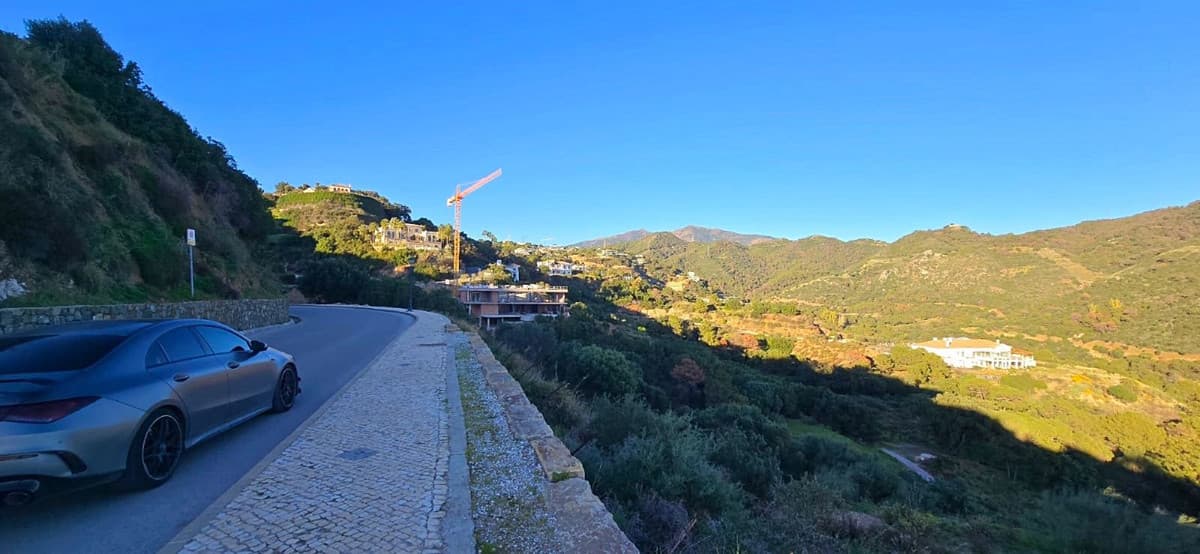 Residential Plot in Benahavís — photo 8 of 10