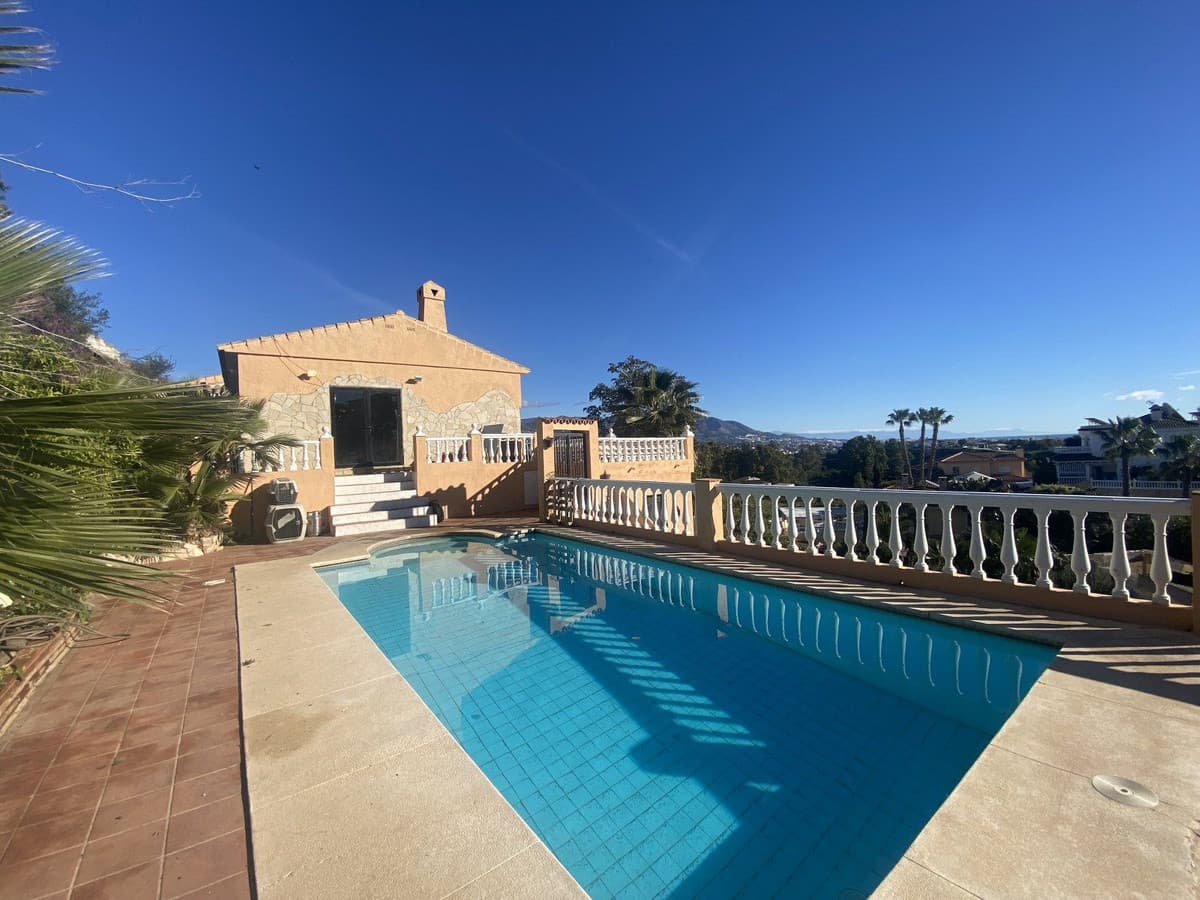 Detached Villa in Mijas Costa — photo 4 of 10