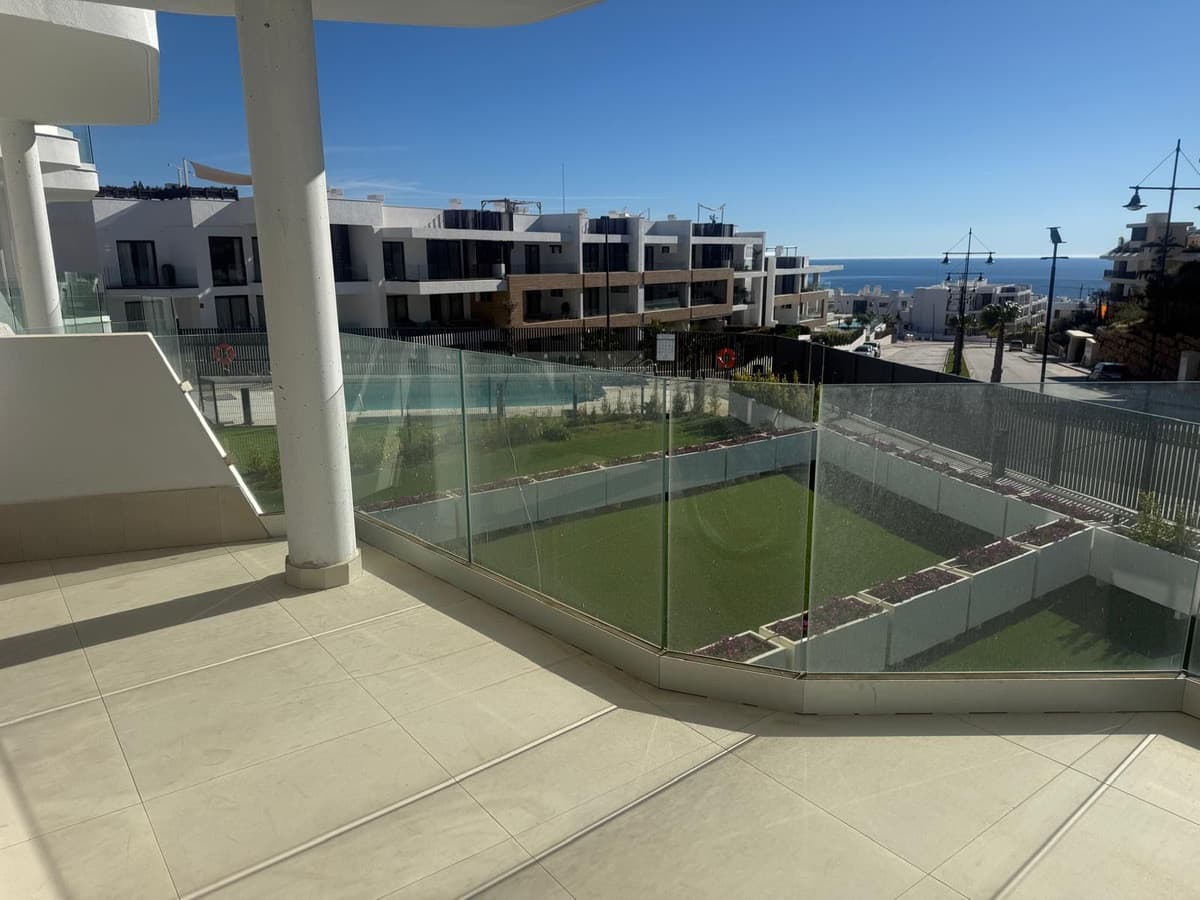 Middle Floor Apartment in Fuengirola — photo 5 of 10