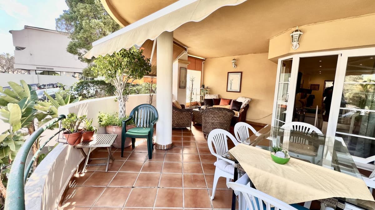 Duplex in Nueva Andalucía — photo 2 of 10