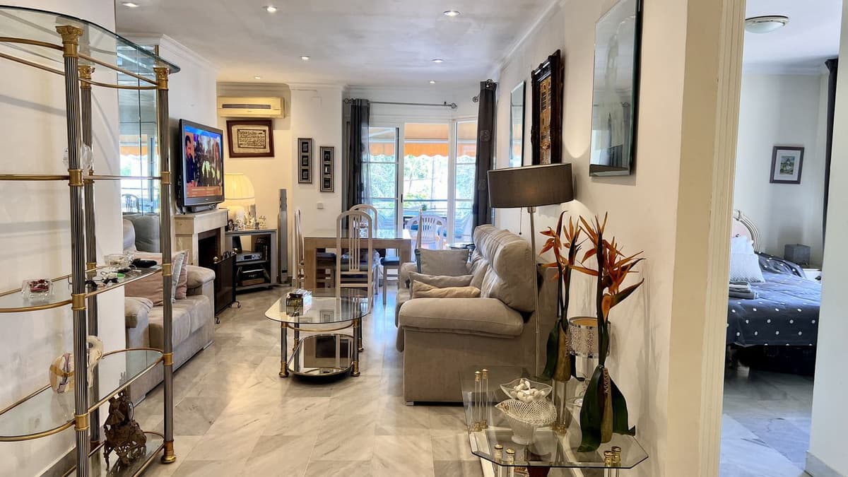 Duplex in Nueva Andalucía — photo 9 of 10