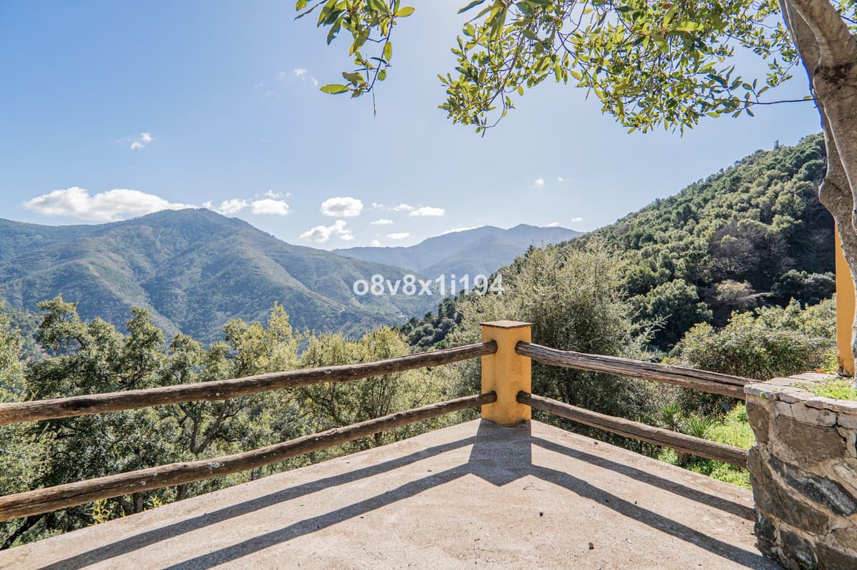 Cortijo in Jubrique — photo 3 of 10