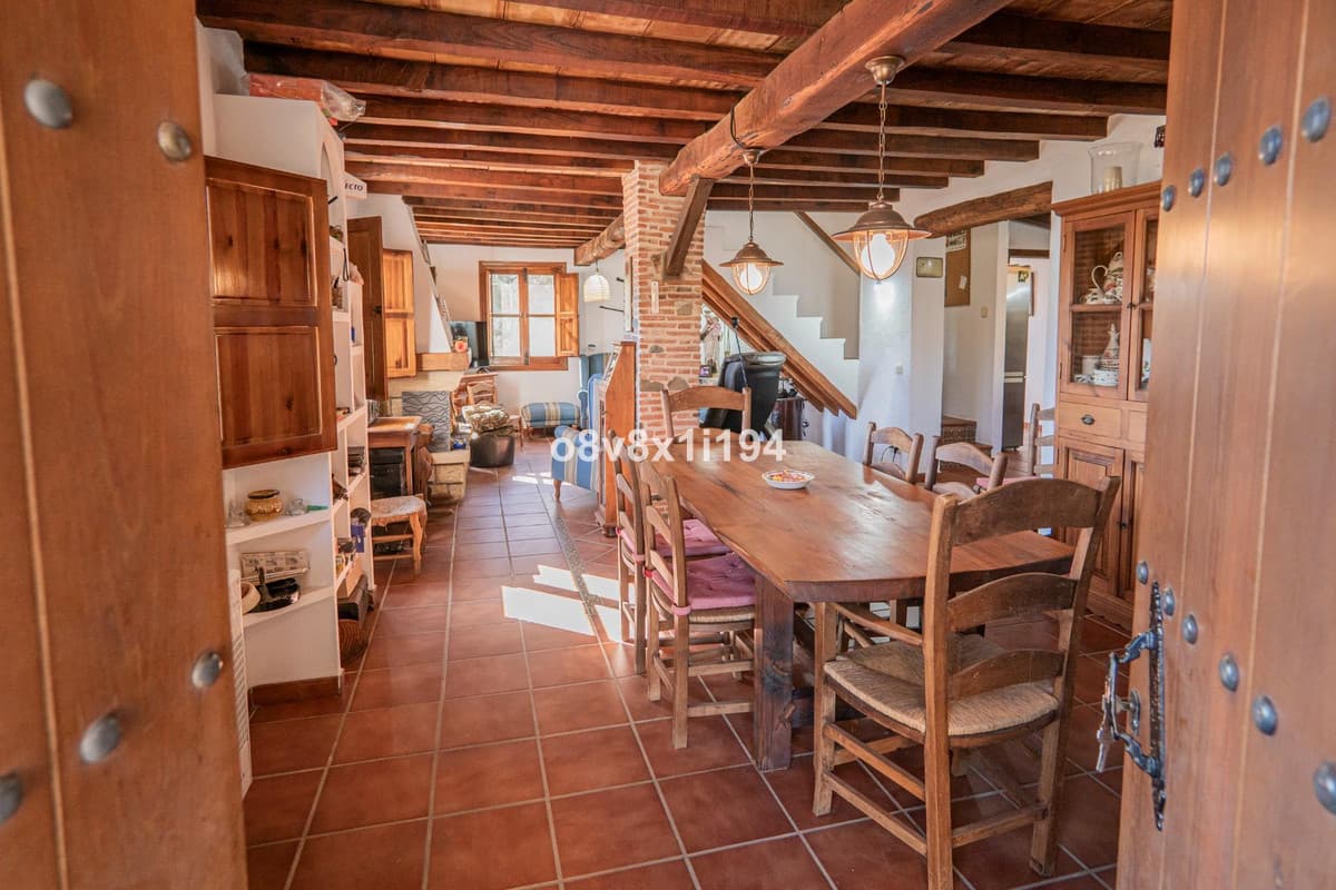Cortijo in Jubrique — photo 10 of 10