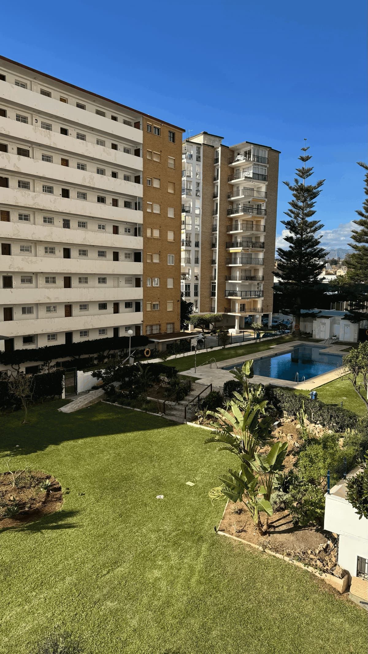 Middle Floor Apartment in Fuengirola — photo 2 of 10