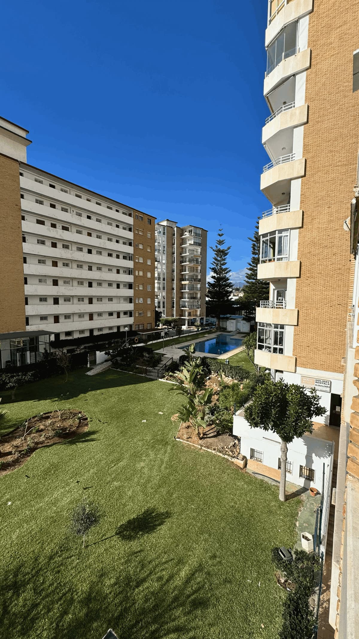 Middle Floor Apartment in Fuengirola — photo 7 of 10