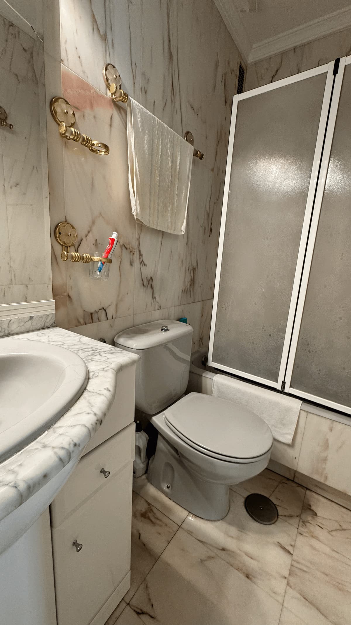 Middle Floor Apartment in Fuengirola — photo 10 of 10