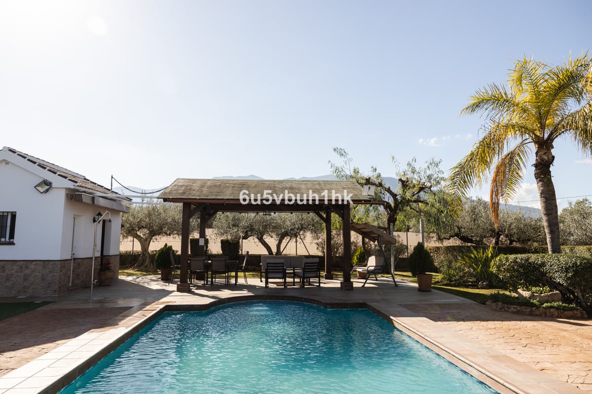 Townhouse in Alhaurín el Grande — photo 4 of 10