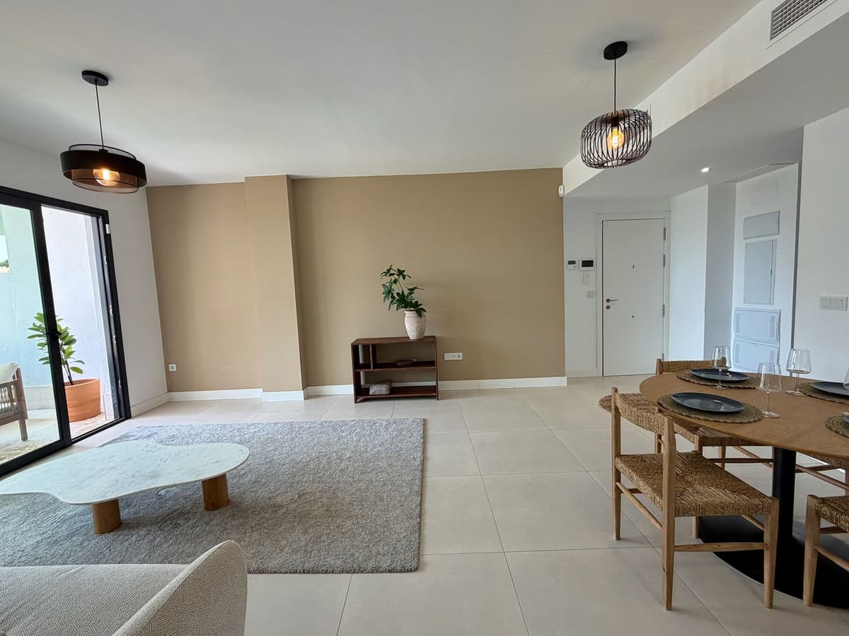 Ground Floor Apartment in Fuengirola — photo 3 of 10