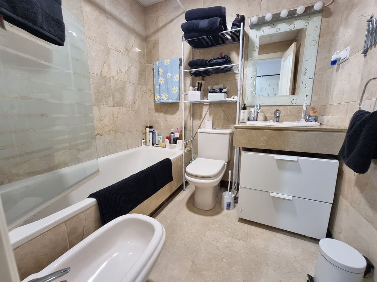 Top Floor Apartment in Estepona — photo 5 of 10