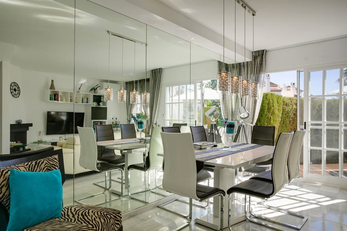 Townhouse in Bel Air — photo 4 of 10