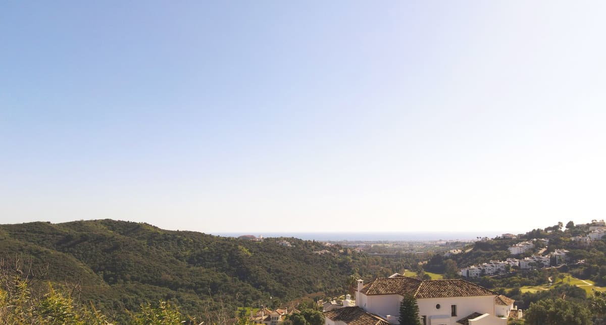 Residential Plot in Benahavís — photo 1 of 2