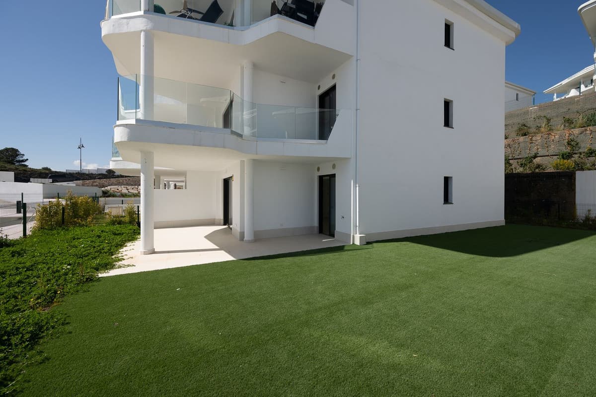 Ground Floor Apartment in Fuengirola — photo 3 of 10
