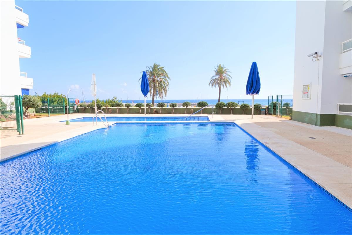Penthouse in Estepona — photo 10 of 10