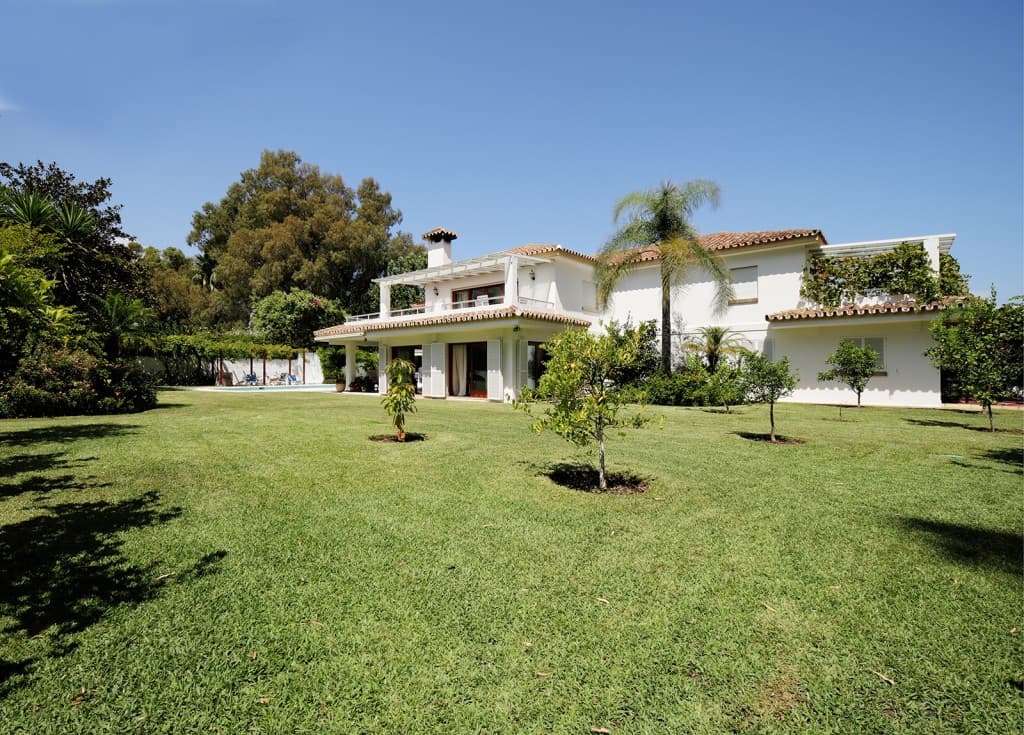 Detached Villa in Costalita — photo 2 of 10