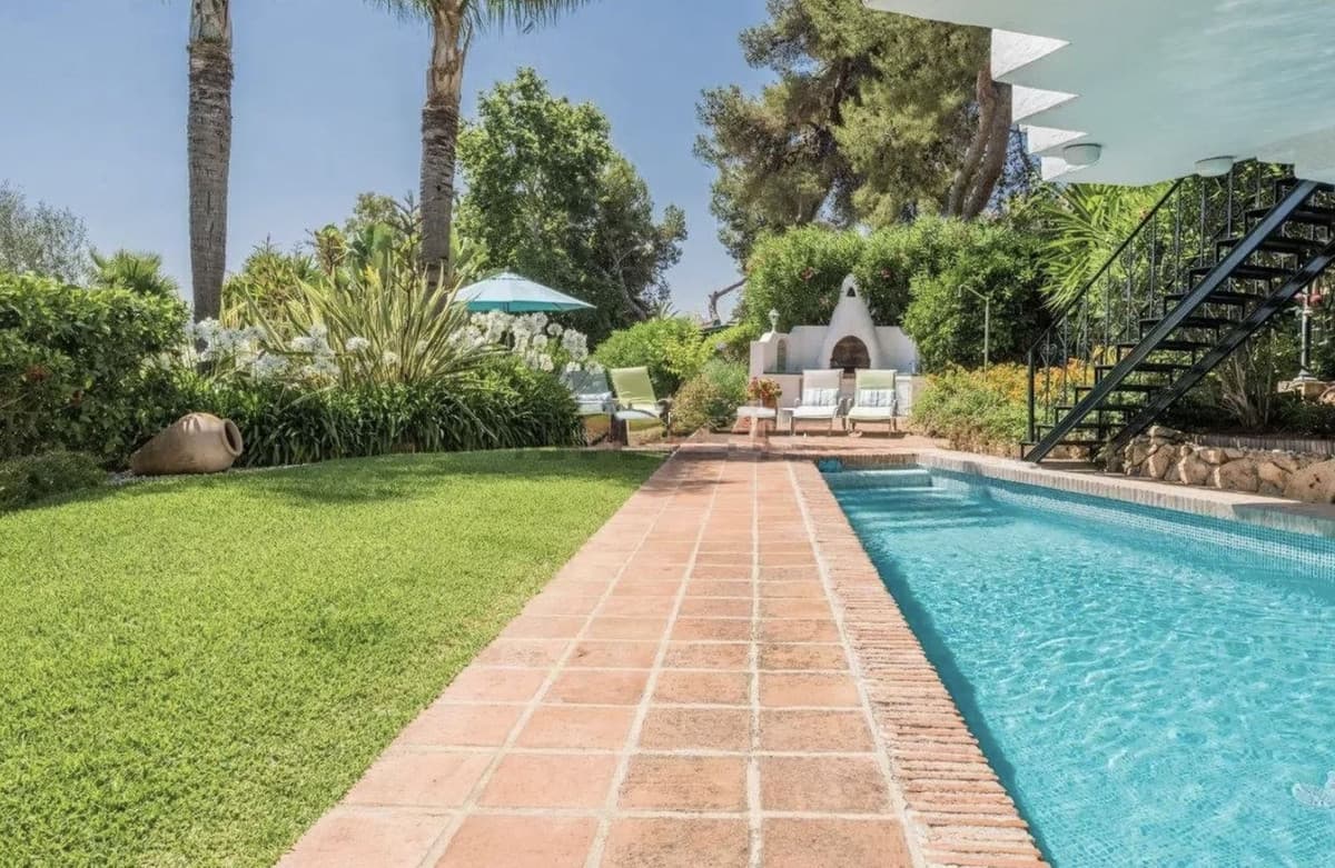 Townhouse in Marbella — photo 2 of 10