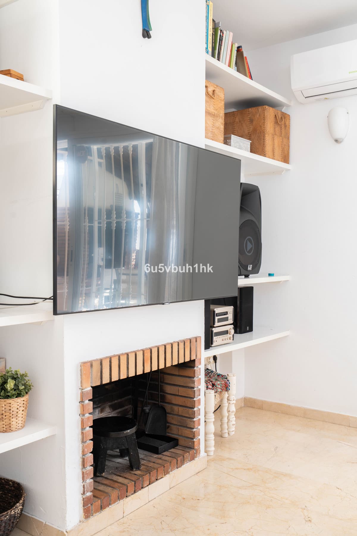Semi-Detached House in El Coto — photo 9 of 10
