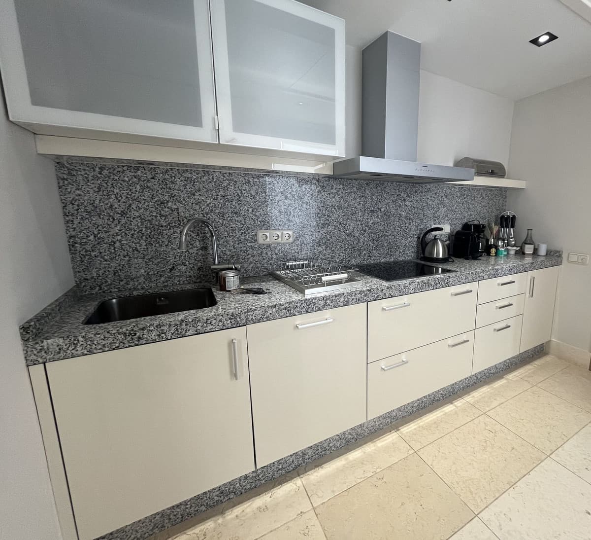 Middle Floor Apartment in Altos de los Monteros — photo 7 of 10