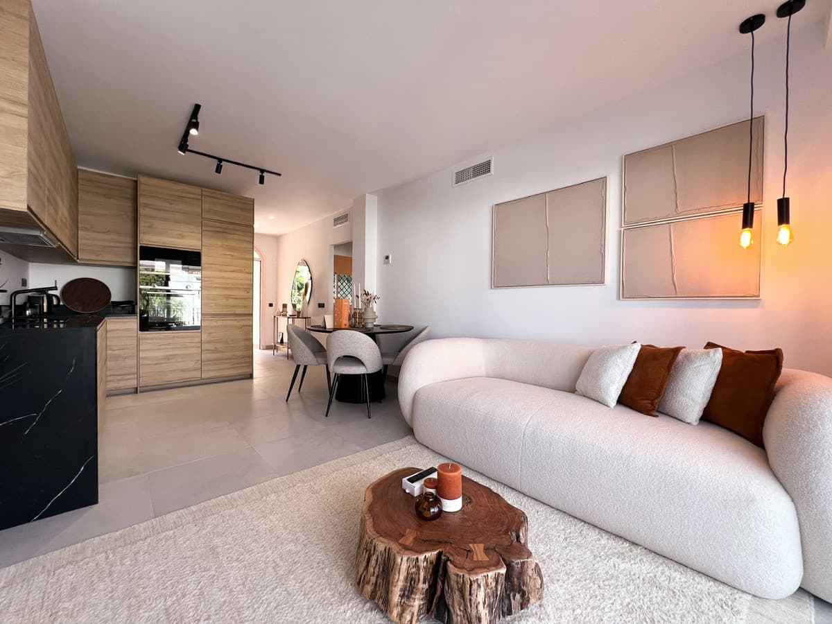 Penthouse Duplex in Nueva Andalucía — photo 2 of 10