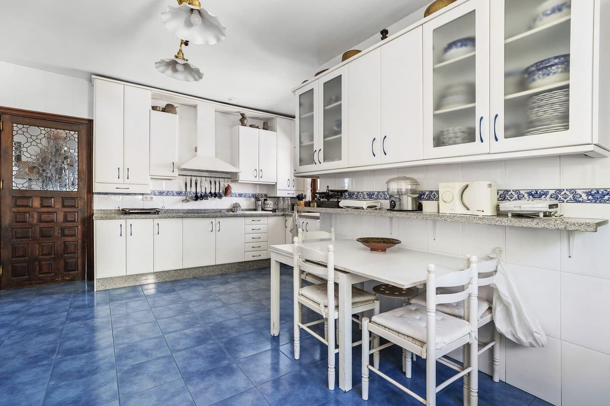 Detached Villa in El Candado — photo 7 of 10