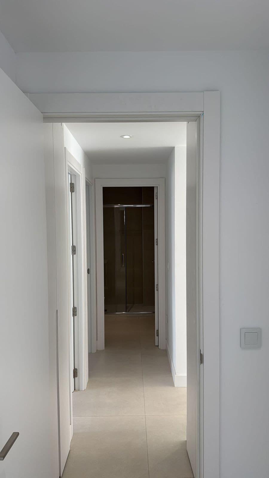 Middle Floor Apartment in Fuengirola — photo 7 of 10