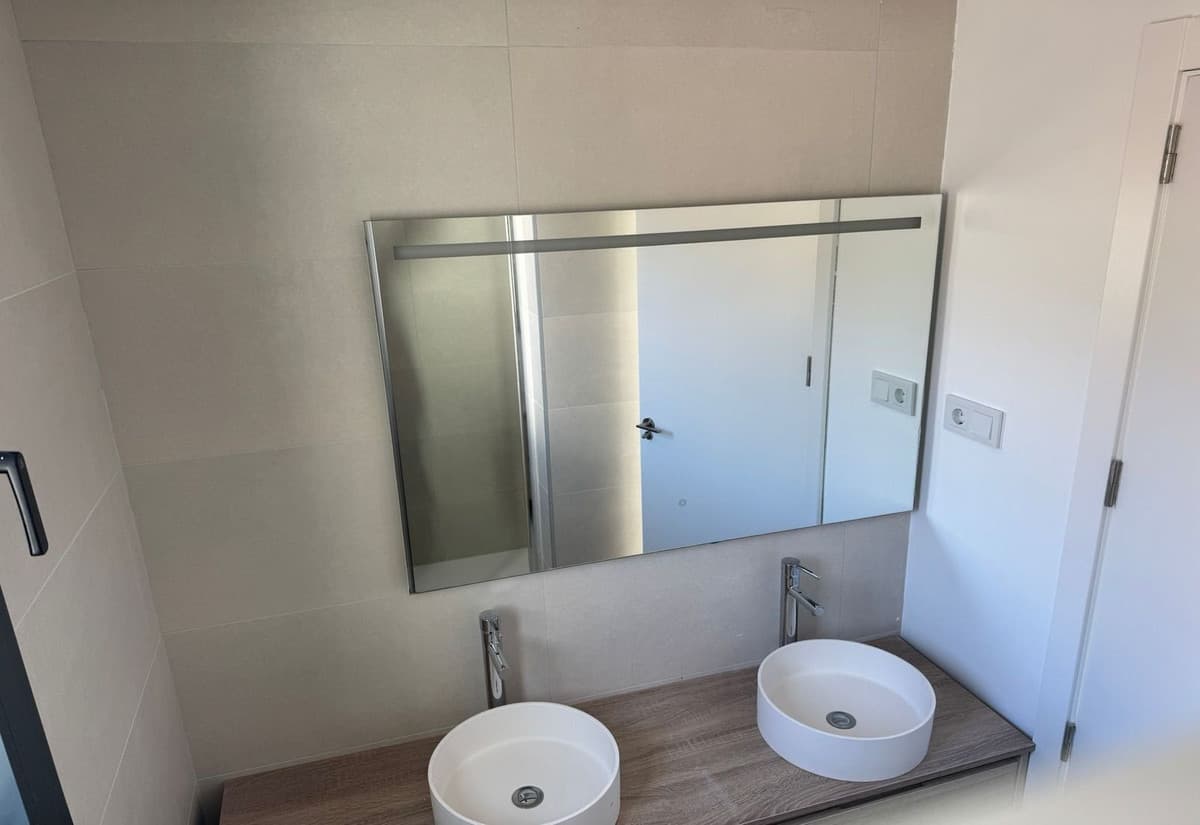 Middle Floor Apartment in Fuengirola — photo 9 of 10