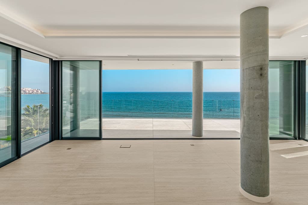 Penthouse Duplex in Estepona — photo 4 of 10