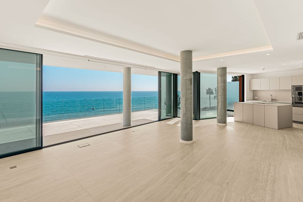 Penthouse Duplex in Estepona — photo 5 of 10