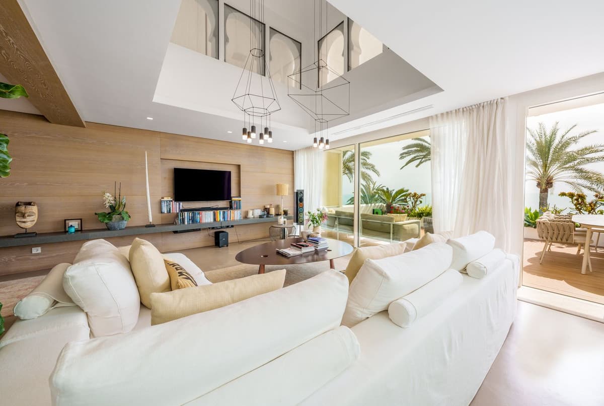 Penthouse in The Golden Mile — photo 9 of 10