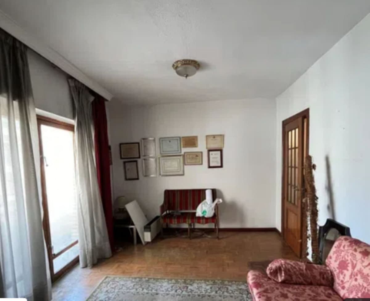 Middle Floor Apartment in Marbella — photo 7 of 10