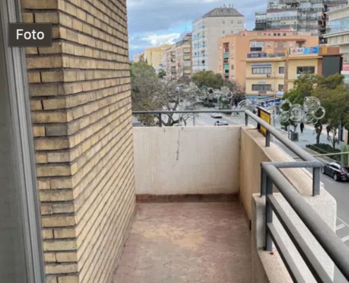 Middle Floor Apartment in Marbella — photo 8 of 10