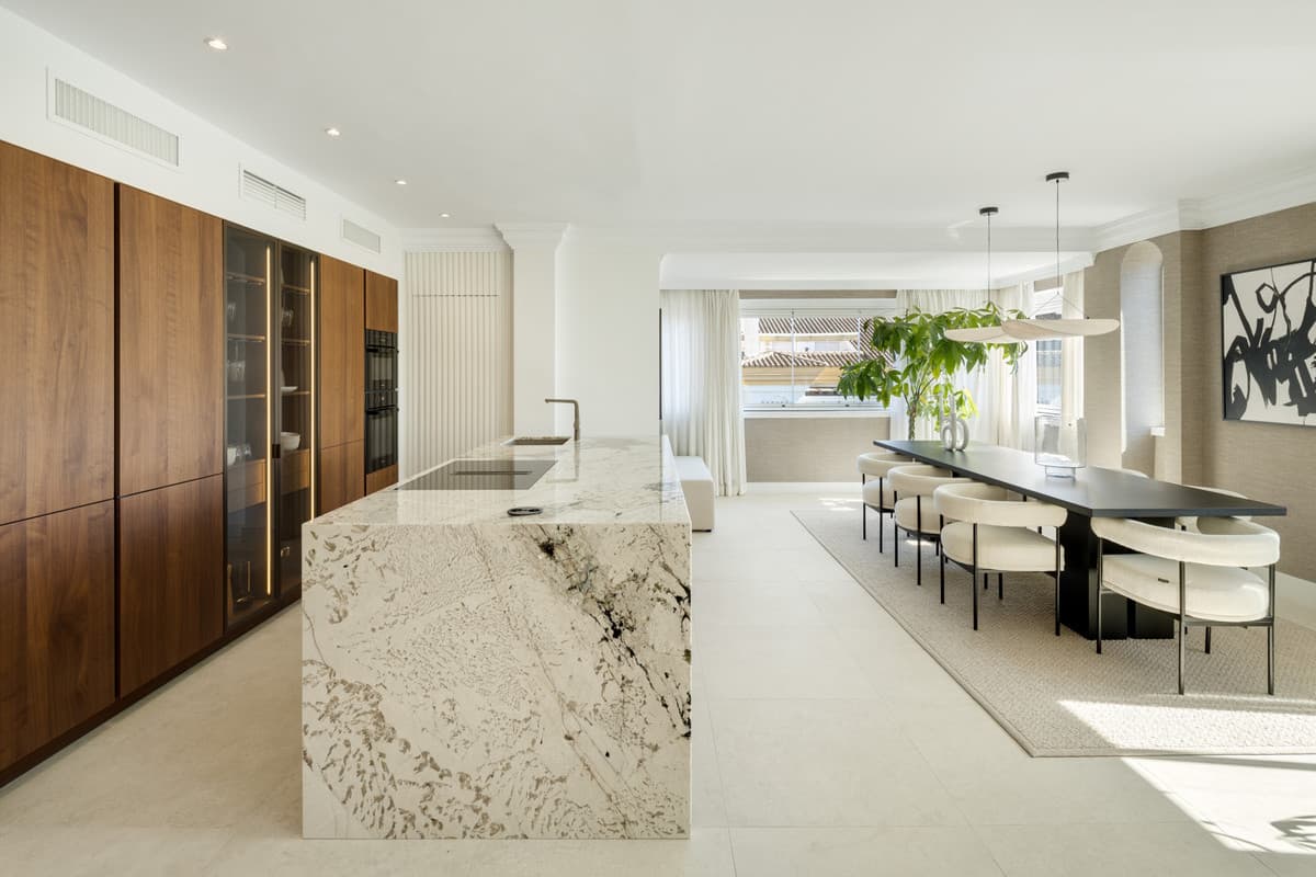 Penthouse Duplex in The Golden Mile — photo 5 of 10