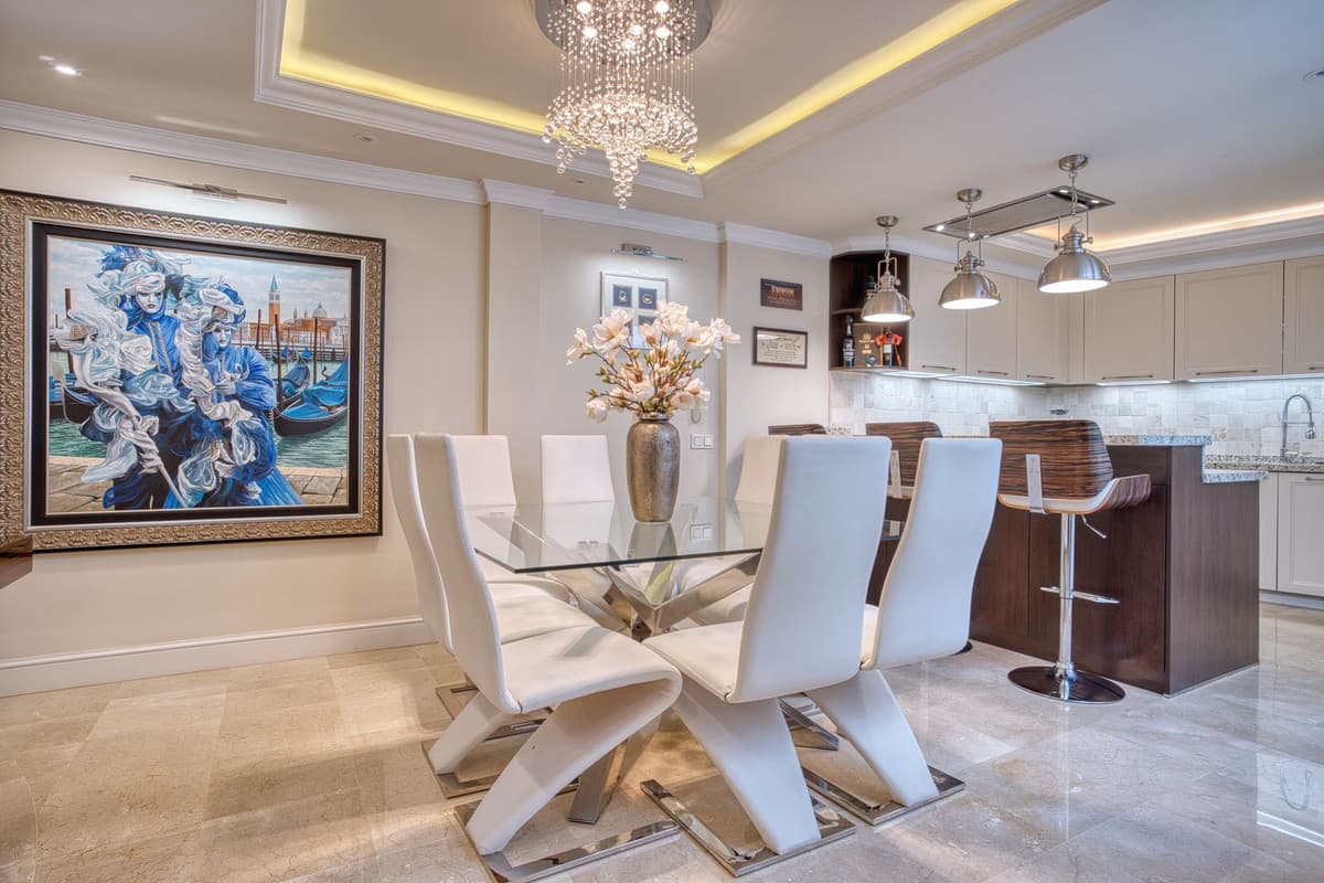 Townhouse in Marbella — photo 3 of 10