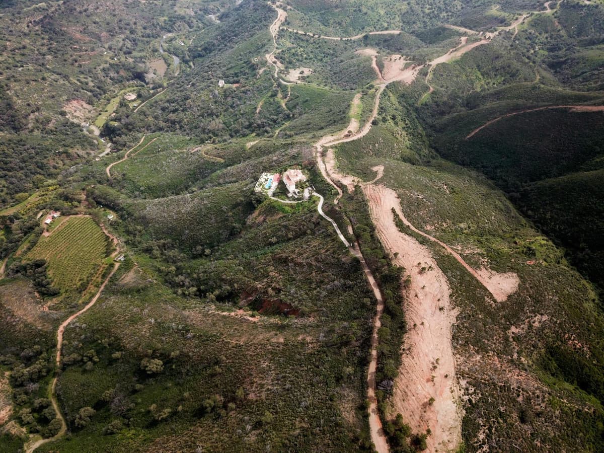 Land in Estepona — photo 1 of 10