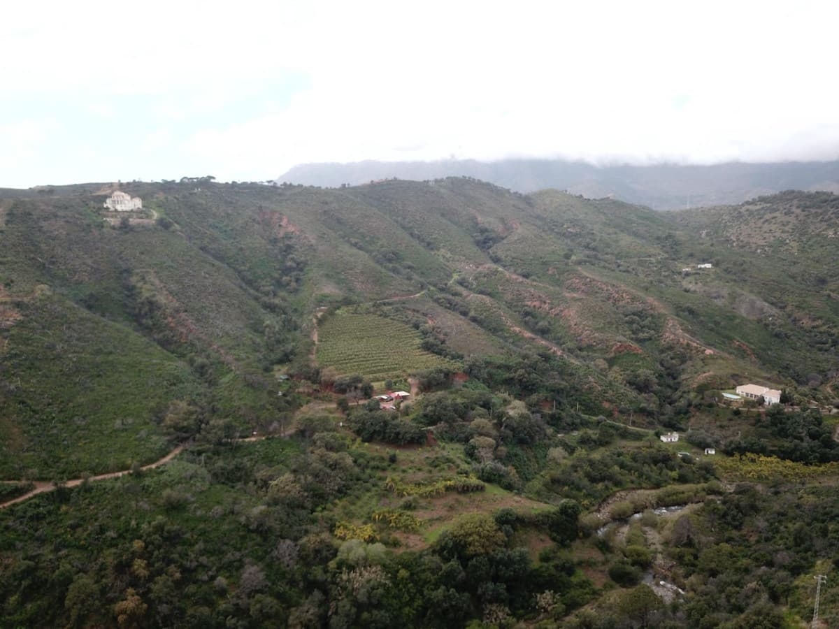 Land in Estepona — photo 4 of 10