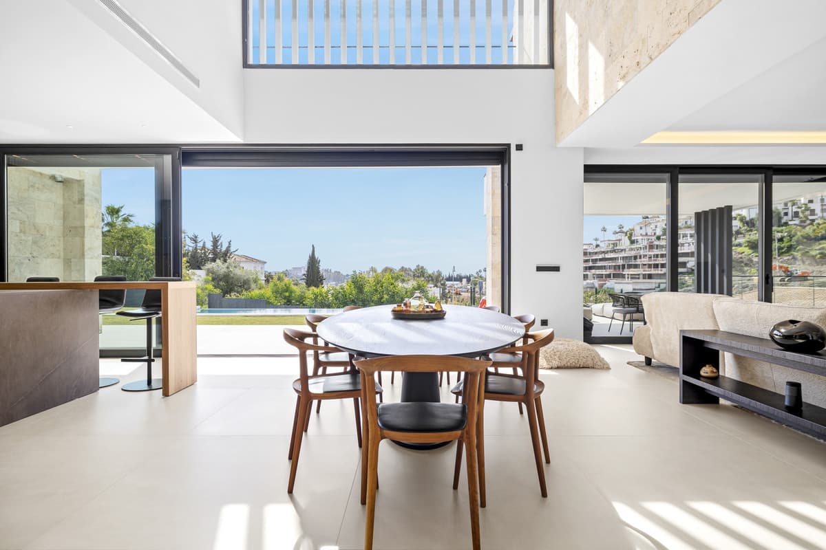 Detached Villa in Benahavís — photo 4 of 10