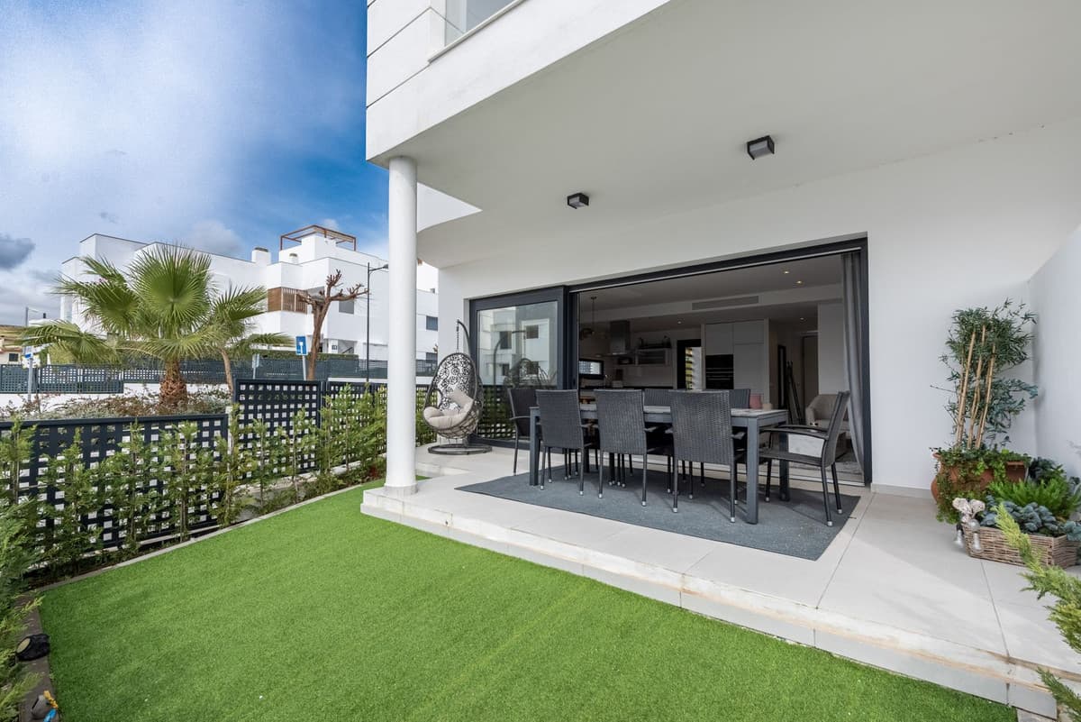 Townhouse in Bel Air — photo 5 of 10
