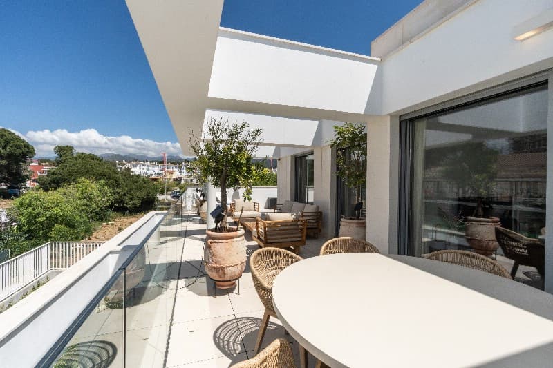 Penthouse in Elviria — photo 2 of 10