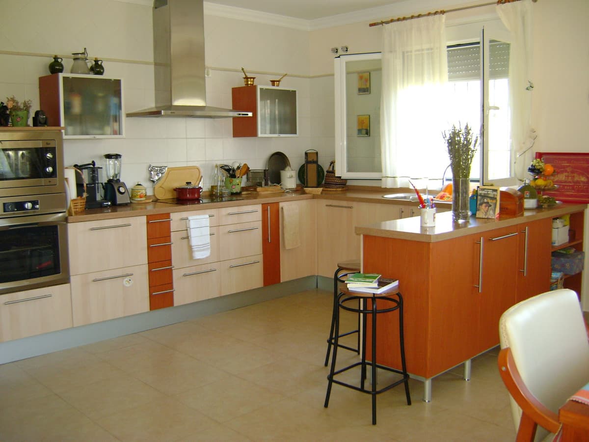 Detached Villa in Cuevas del Becerro — photo 3 of 10