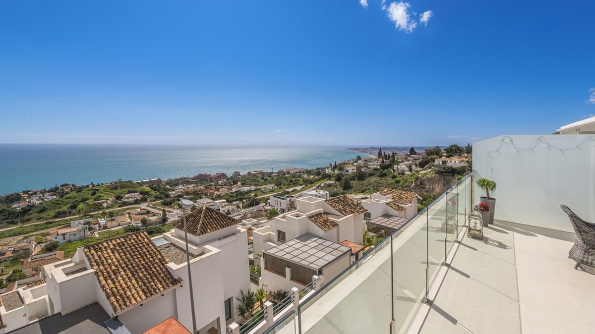 Penthouse Duplex in Benalmadena — photo 2 of 10