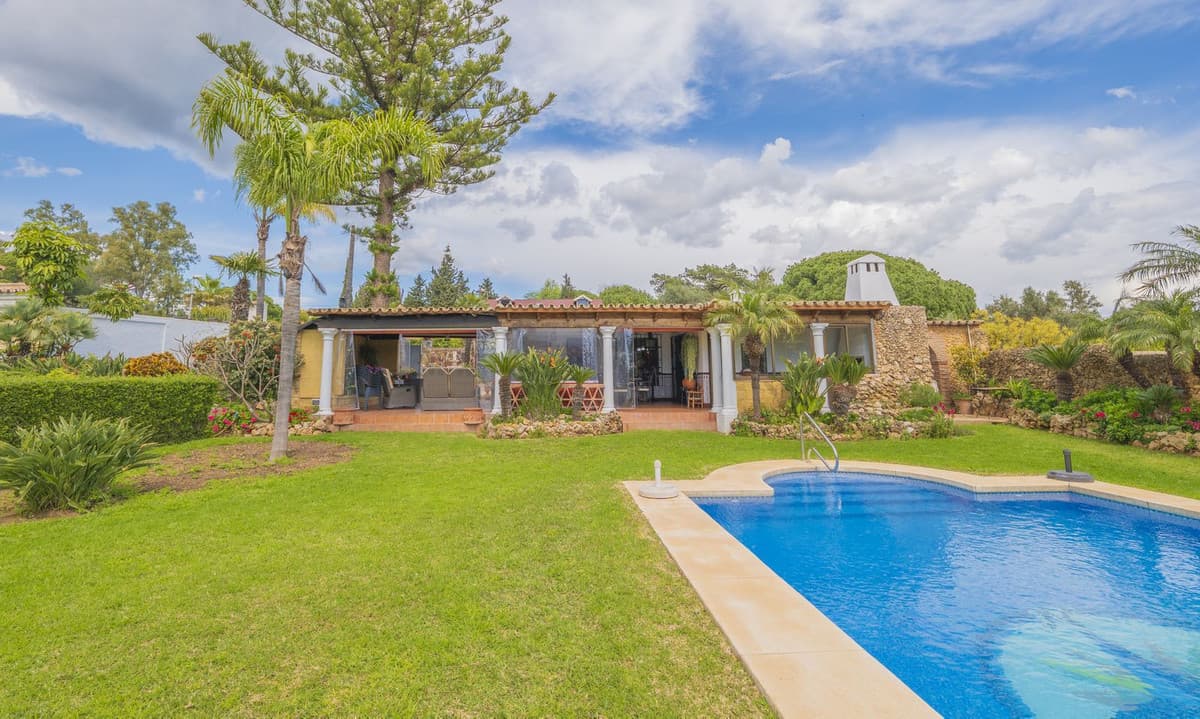 Detached Villa in Las Chapas — photo 5 of 10