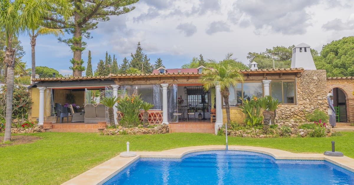 Detached Villa in Las Chapas — photo 7 of 10