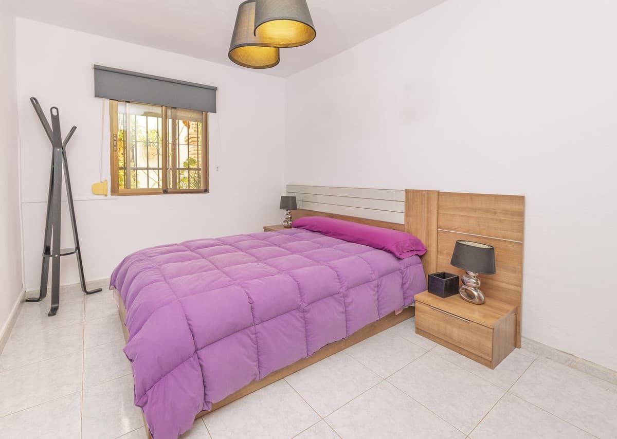 Detached Villa in Las Chapas — photo 8 of 10