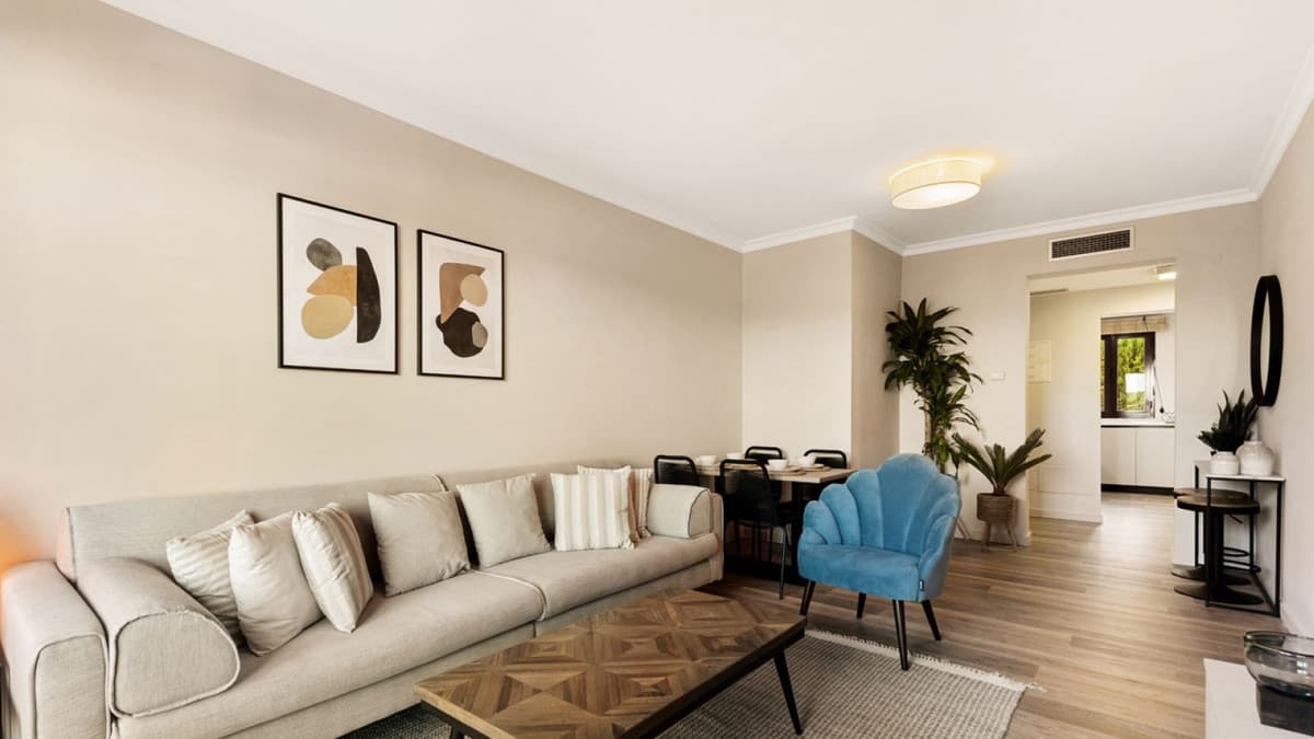 Top Floor Apartment in El Paraiso — photo 2 of 10