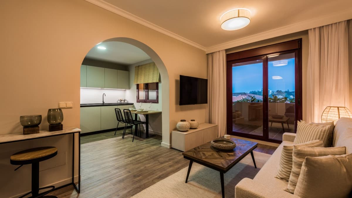 Top Floor Apartment in El Paraiso — photo 3 of 10