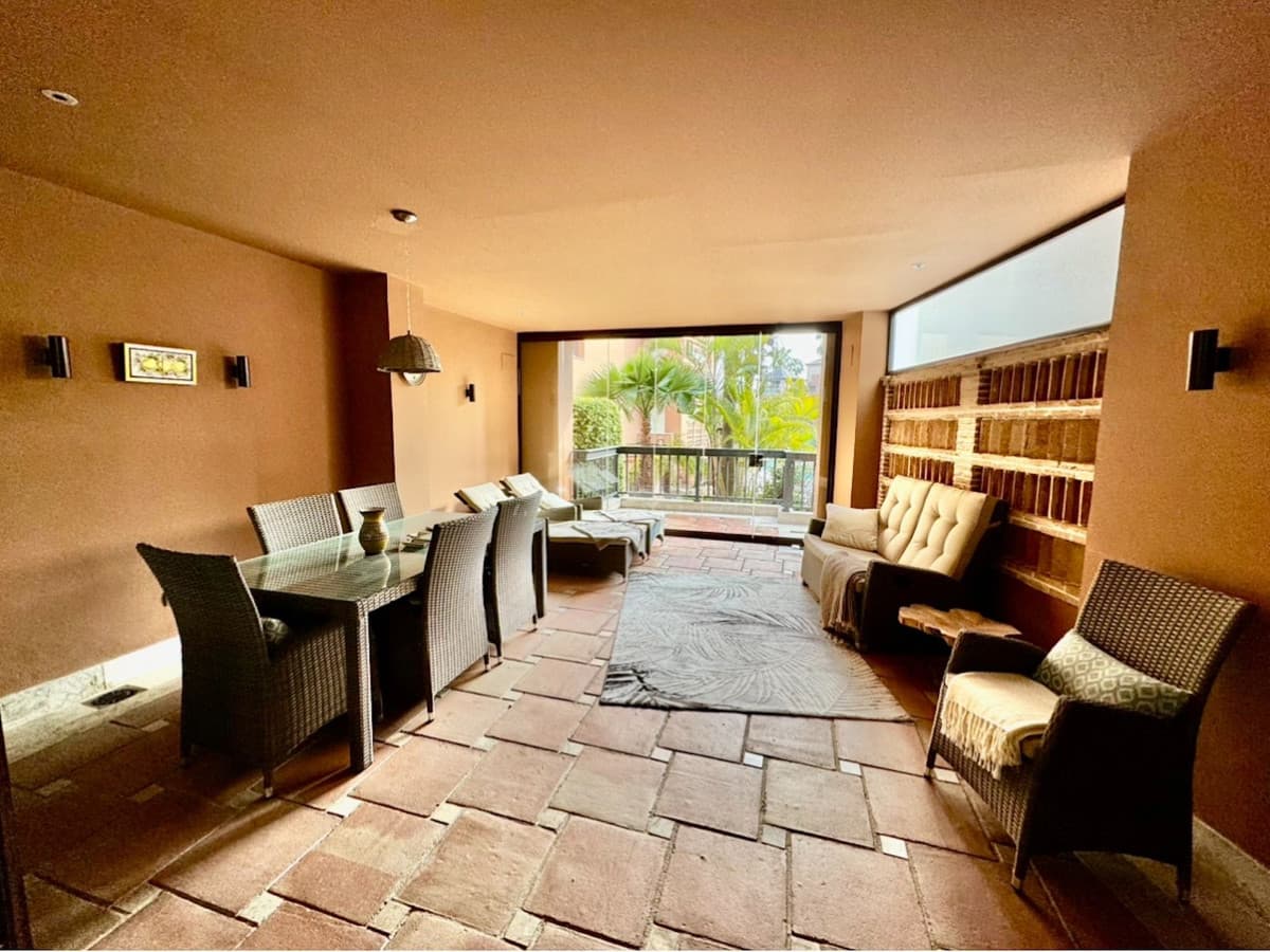 Ground Floor Apartment in San Pedro de Alcántara — photo 8 of 10