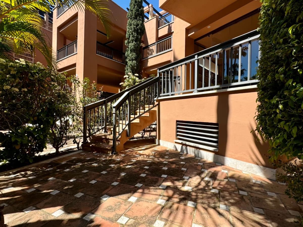 Ground Floor Apartment in San Pedro de Alcántara — photo 9 of 10