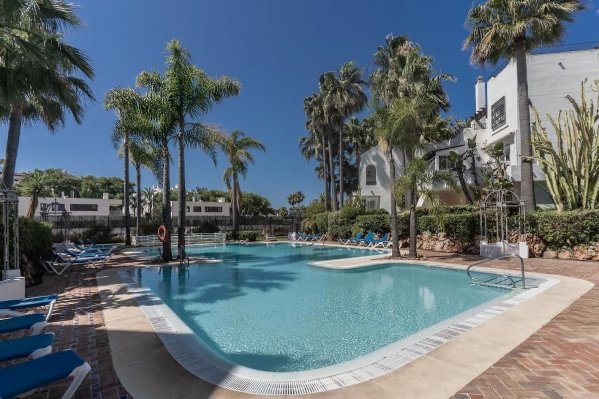 Penthouse Duplex in Puerto Banús — photo 1 of 10
