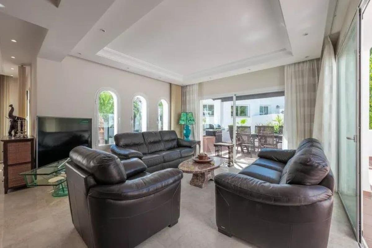 Penthouse Duplex in Puerto Banús — photo 2 of 10